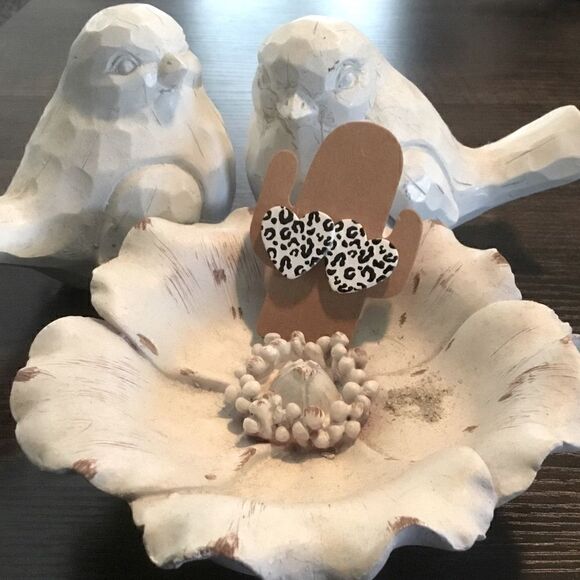 Leopard print heart earrings  - Picture 1 of 3